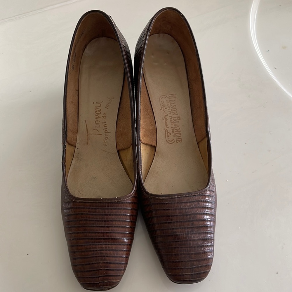 Trovari Heels